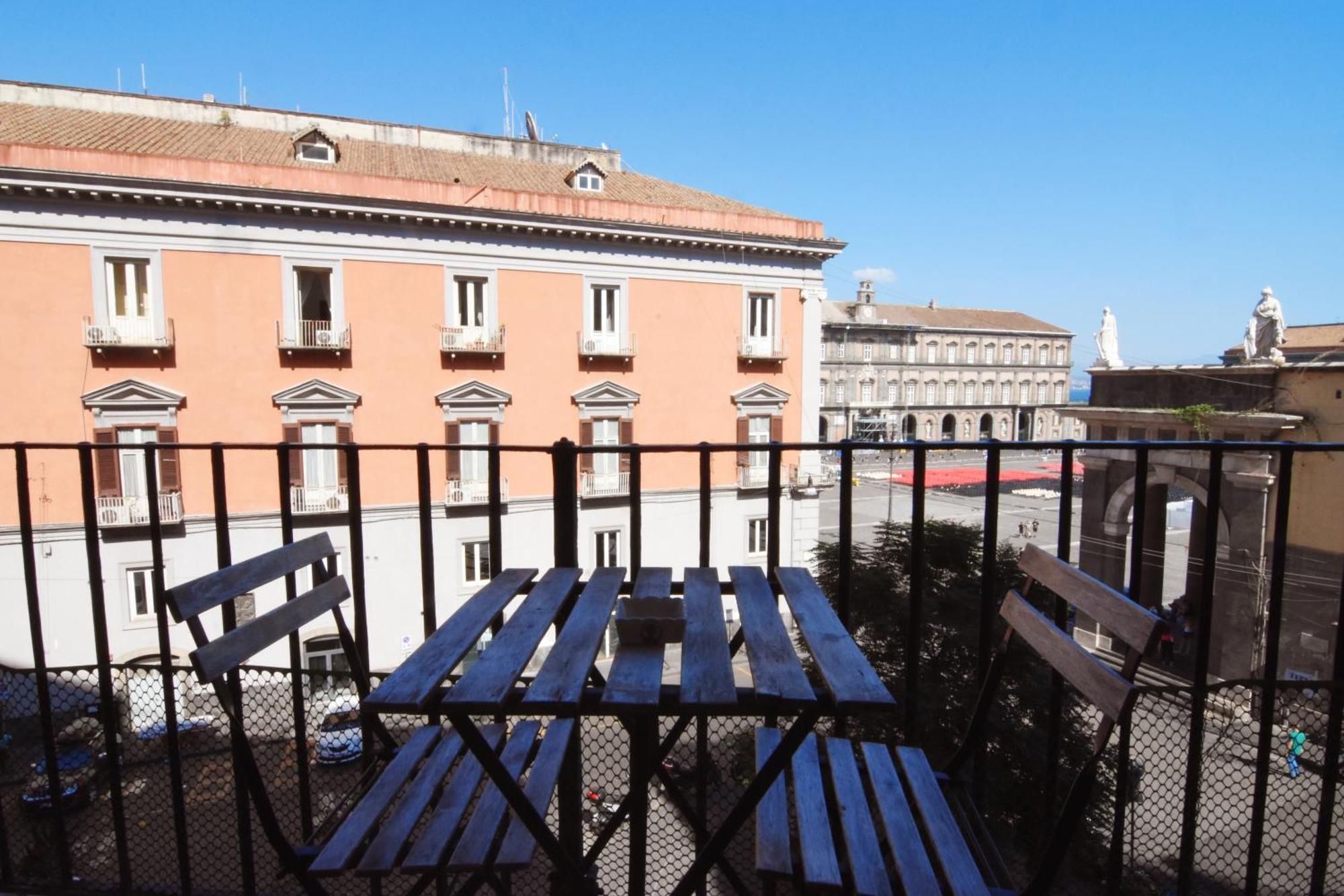 Sunrise Luxury Hotel Napoli Bagian luar foto
